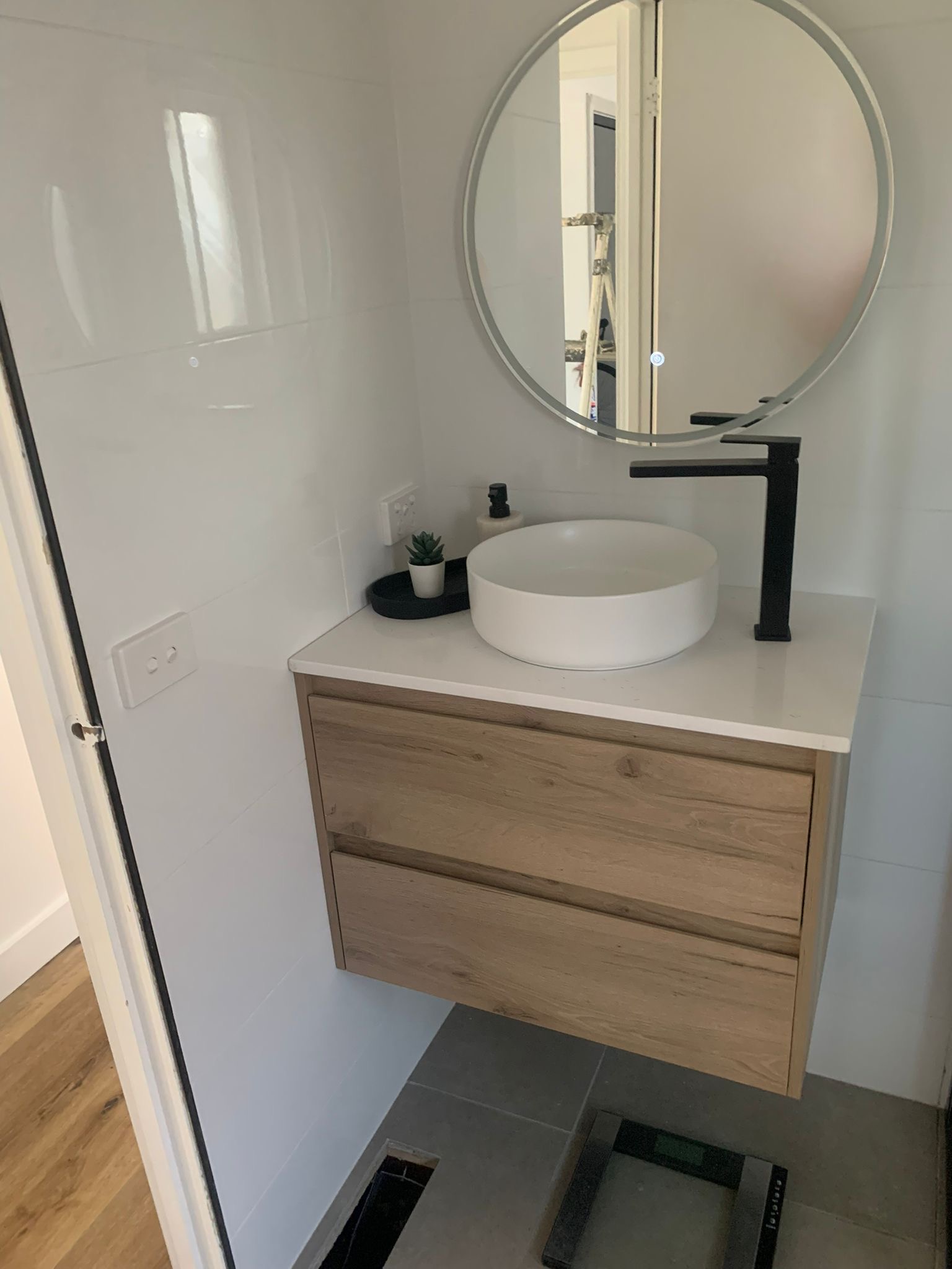 18f0e0fd-bf13-4a64-8f20-6f92edffe5a3